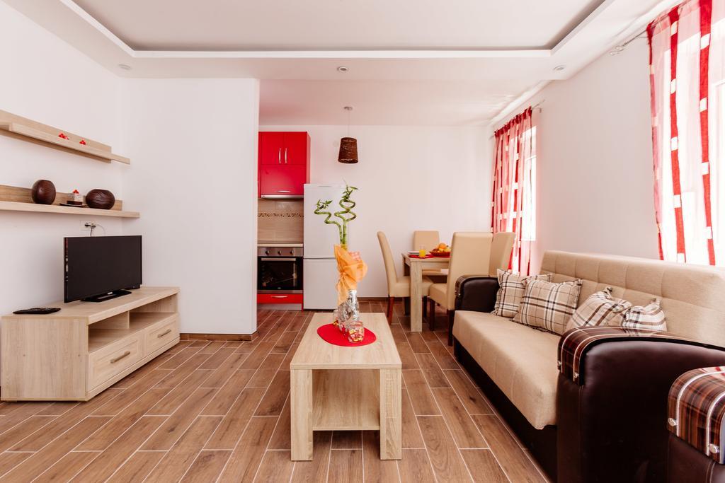 Dream Vacation Apartments Tivat Eksteriør bilde