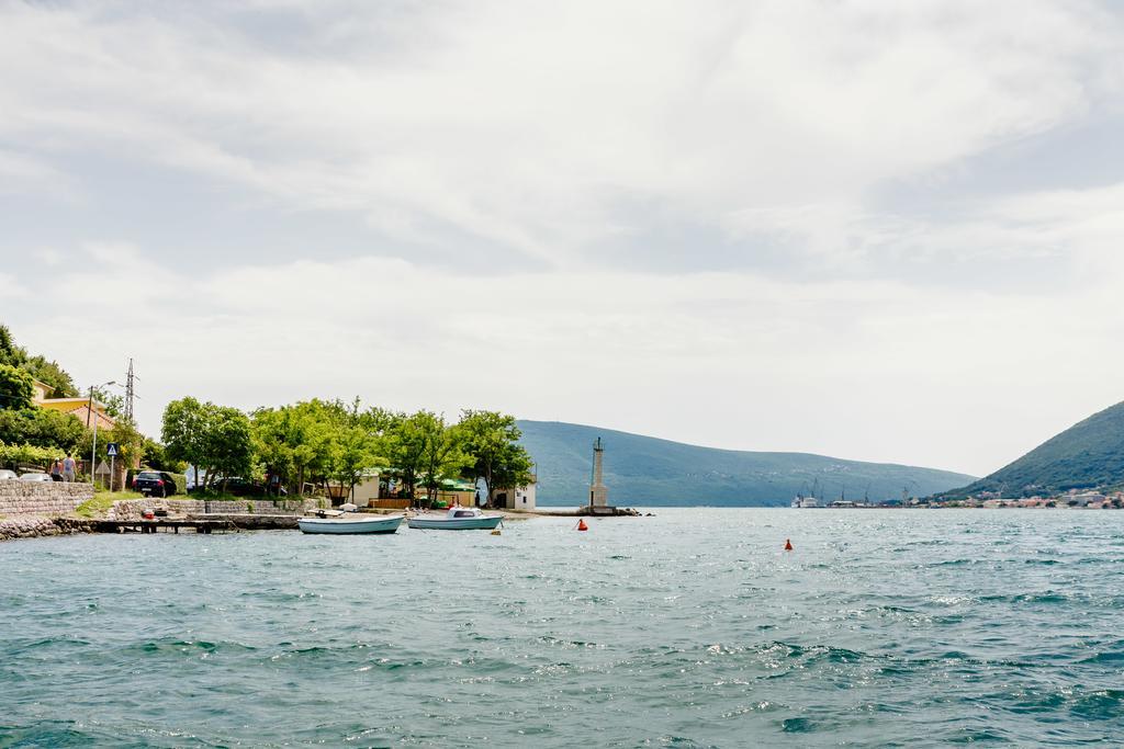Dream Vacation Apartments Tivat Eksteriør bilde